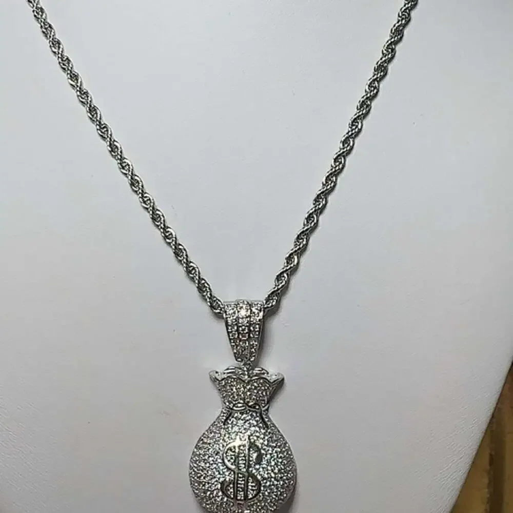 Silver Money Bag Necklace With 7 Ca 6
